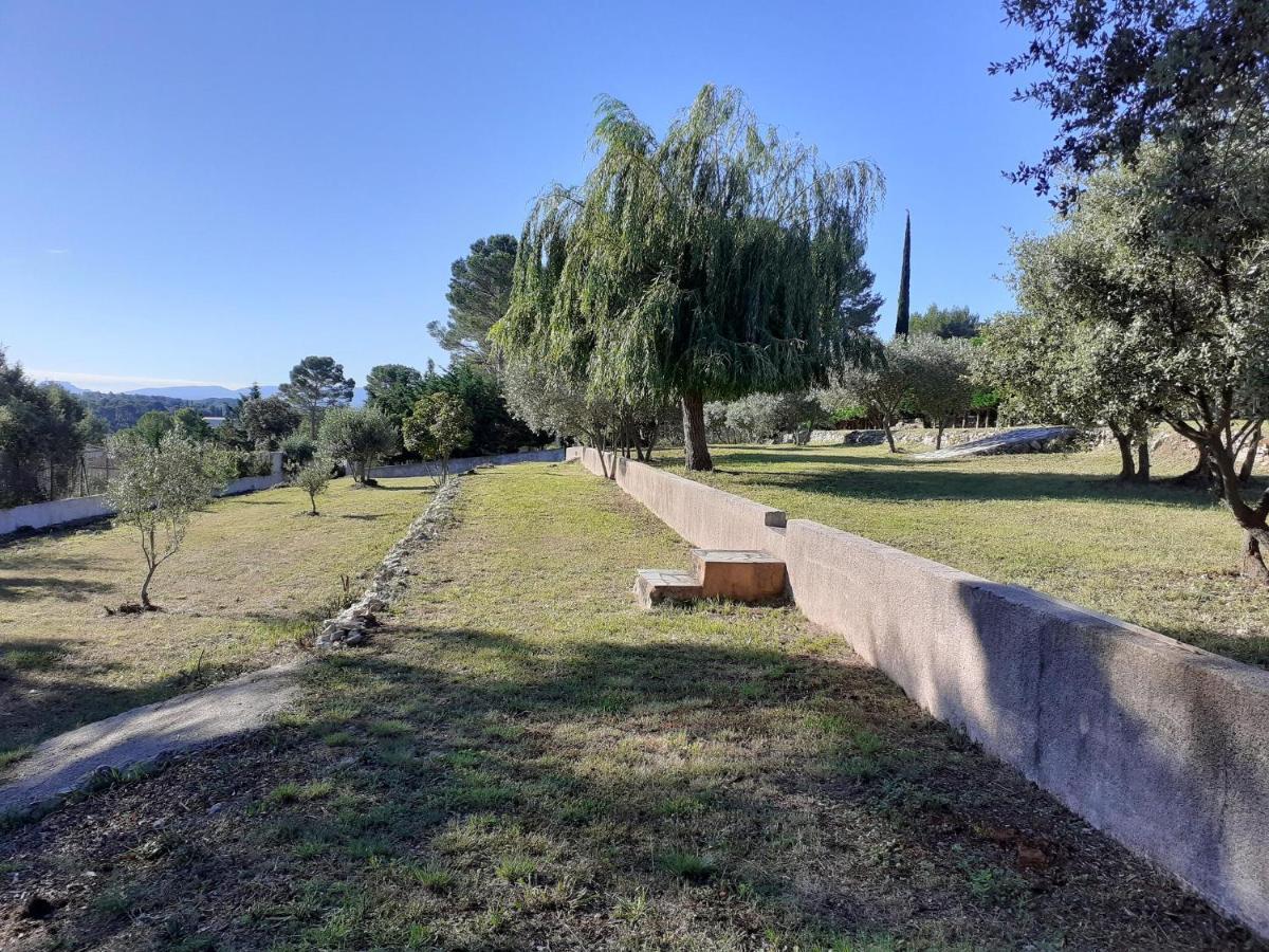 La Bastide Des Selves Bed & Breakfast Draguignan Exterior foto