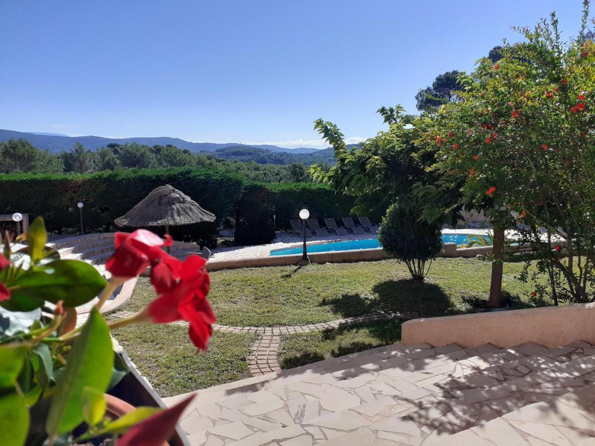 La Bastide Des Selves Bed & Breakfast Draguignan Exterior foto